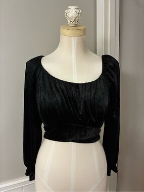 Black Velvet Tie-Back Crop Top with Puff Sleeves